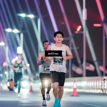 Runner Photo 6228763