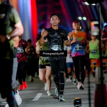 Runner Photo 6229015