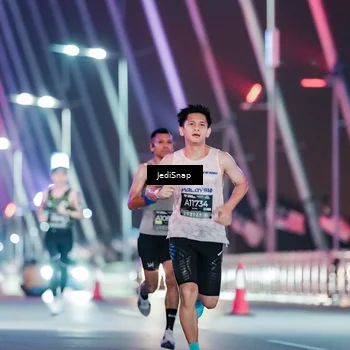 Runner Photo 6229027