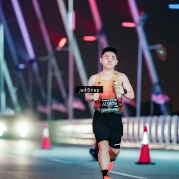 Runner Photo 6229441