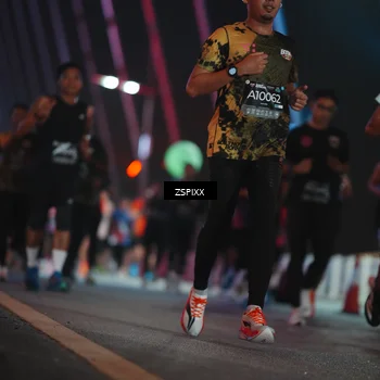 Runner Photo 6229687