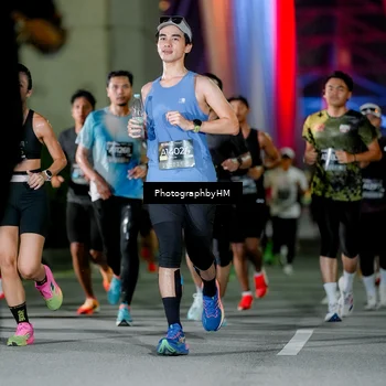 Runner Photo 6229937