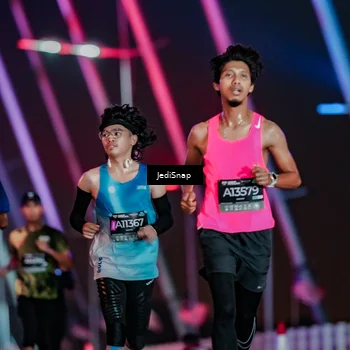 Runner Photo 6230068
