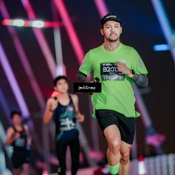 Runner Photo 6230535