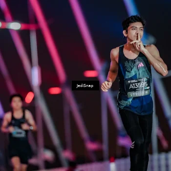 Runner Photo 6230635