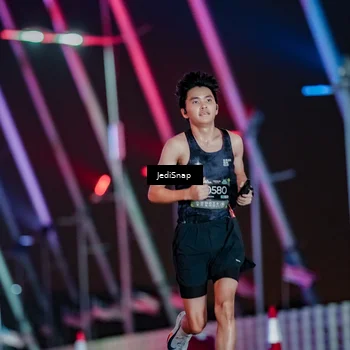 Runner Photo 6230642