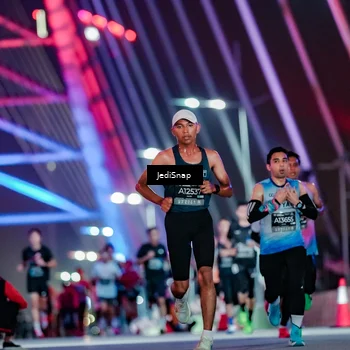 Runner Photo 6230762