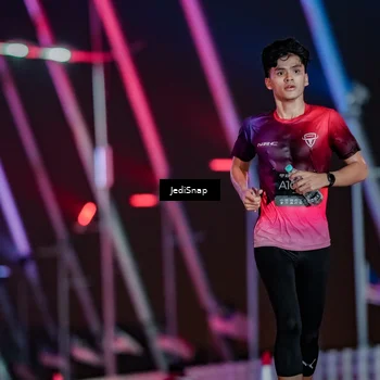Runner Photo 6230775