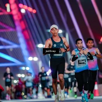 Runner Photo 6230801