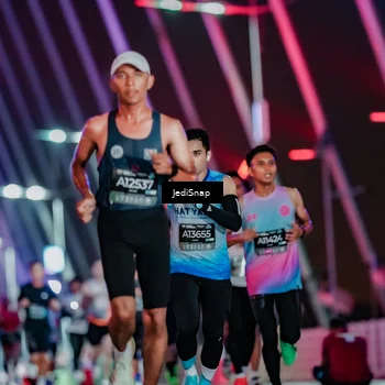 Runner Photo 6230823