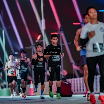 Runner Photo 6230865