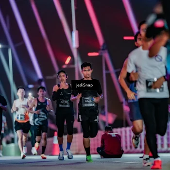 Runner Photo 6230889
