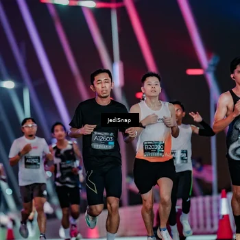 Runner Photo 6230941