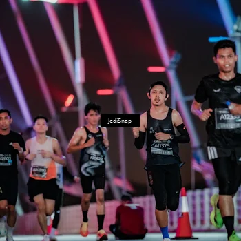 Runner Photo 6231104