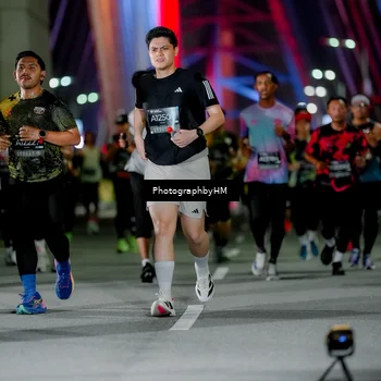 Runner Photo 6231397