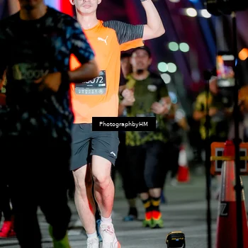 Runner Photo 6231454