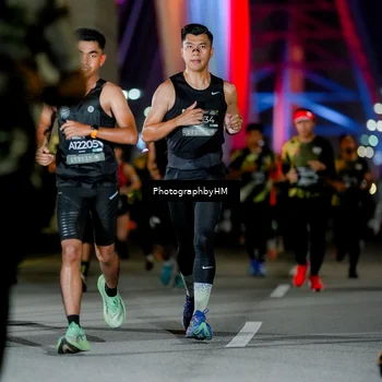 Runner Photo 6231543
