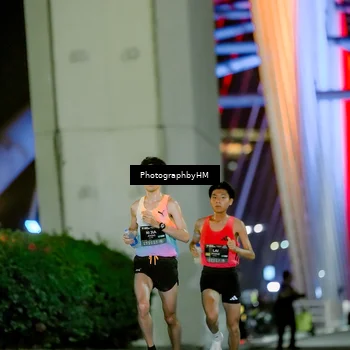 Runner Photo 6231574