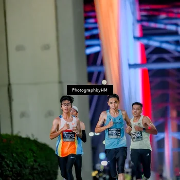 Runner Photo 6231767