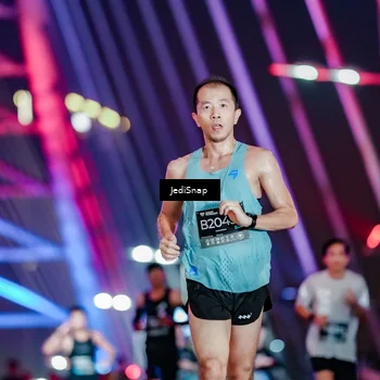Runner Photo 6232178
