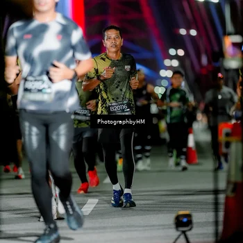 Runner Photo 6232274
