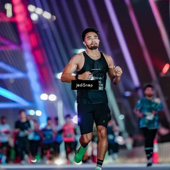 Runner Photo 6232312