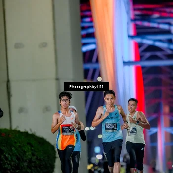 Runner Photo 6232484