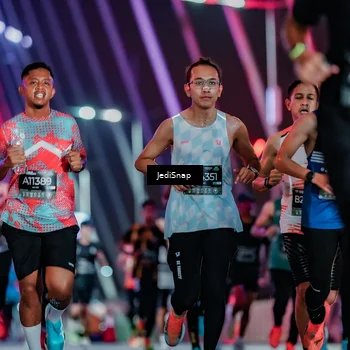 Runner Photo 6232778
