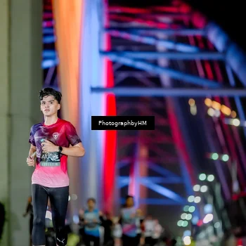 Runner Photo 6232854