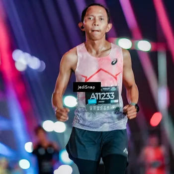 Runner Photo 6232923