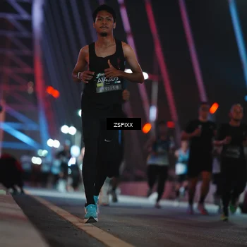Runner Photo 6232999
