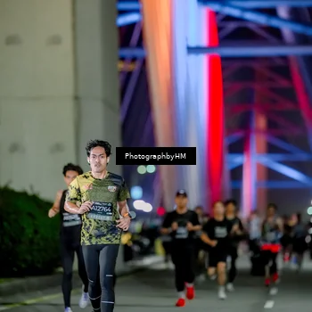 Runner Photo 6233115