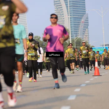 Runner Photo 6233221