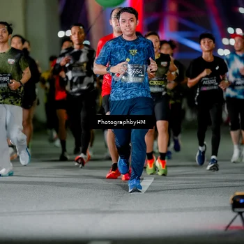 Runner Photo 6233279