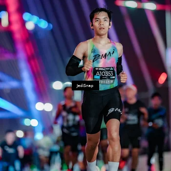 Runner Photo 6233373