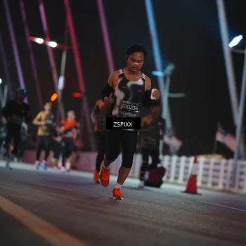 Runner Photo 6233473
