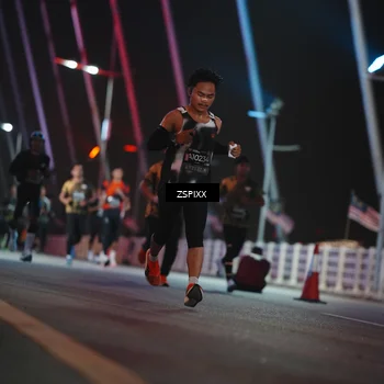 Runner Photo 6233483
