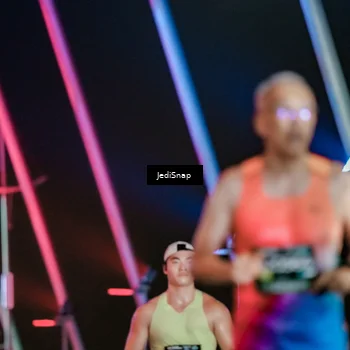 Runner Photo 6233543