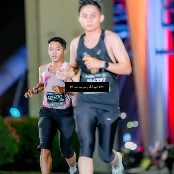 Runner Photo 6233665