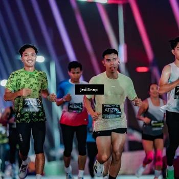 Runner Photo 6233666