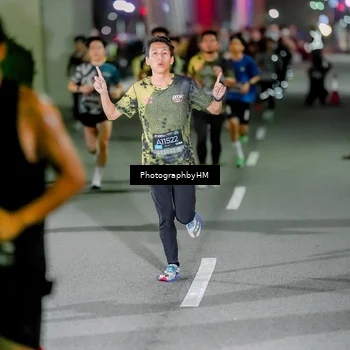 Runner Photo 6233740