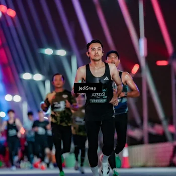Runner Photo 6233883