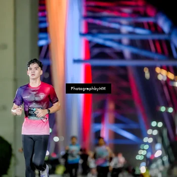 Runner Photo 6233909