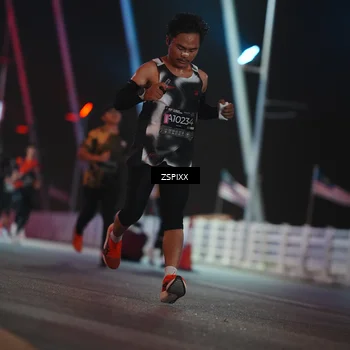 Runner Photo 6234003