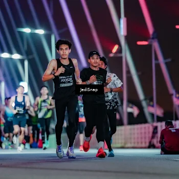Runner Photo 6234009