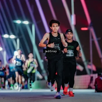 Runner Photo 6234032