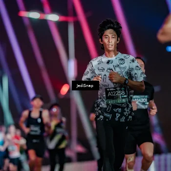 Runner Photo 6234189