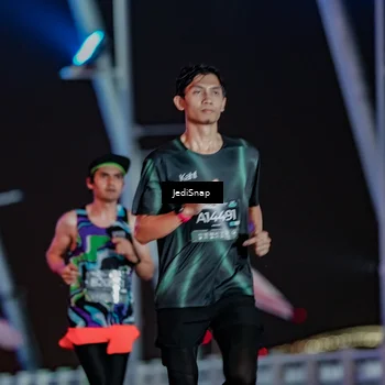 Runner Photo 6234228