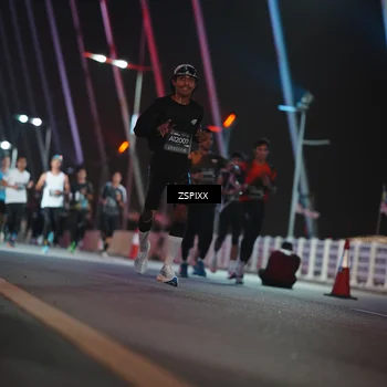 Runner Photo 6234257