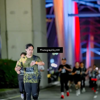 Runner Photo 6234302